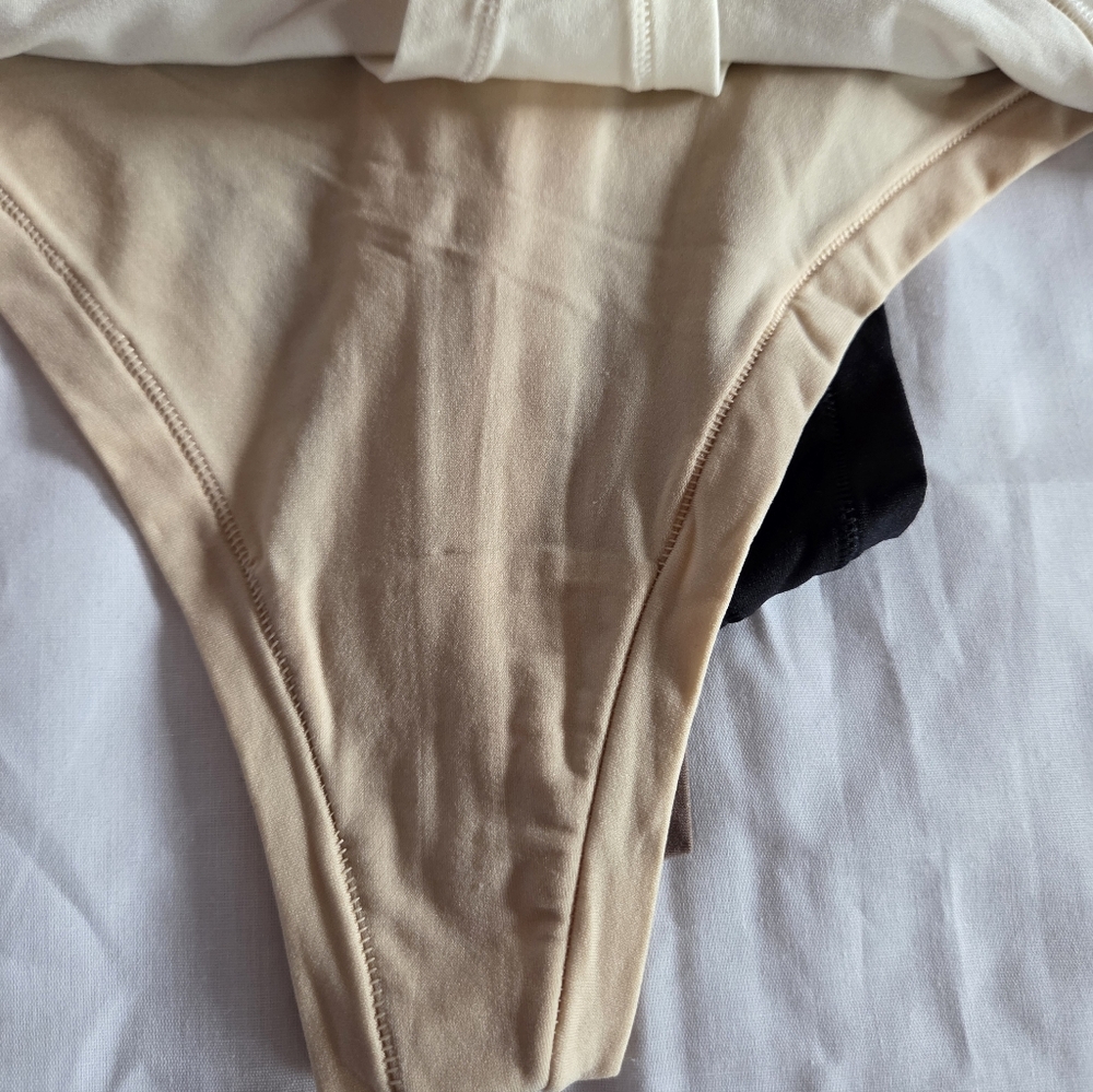 Essentials Rene Rofe Multi-Color Thong Set Size XL New - Picture 9 of 12